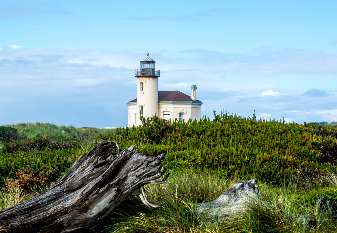 Coquille River Lighthouse, Bandon Oregon.jpg