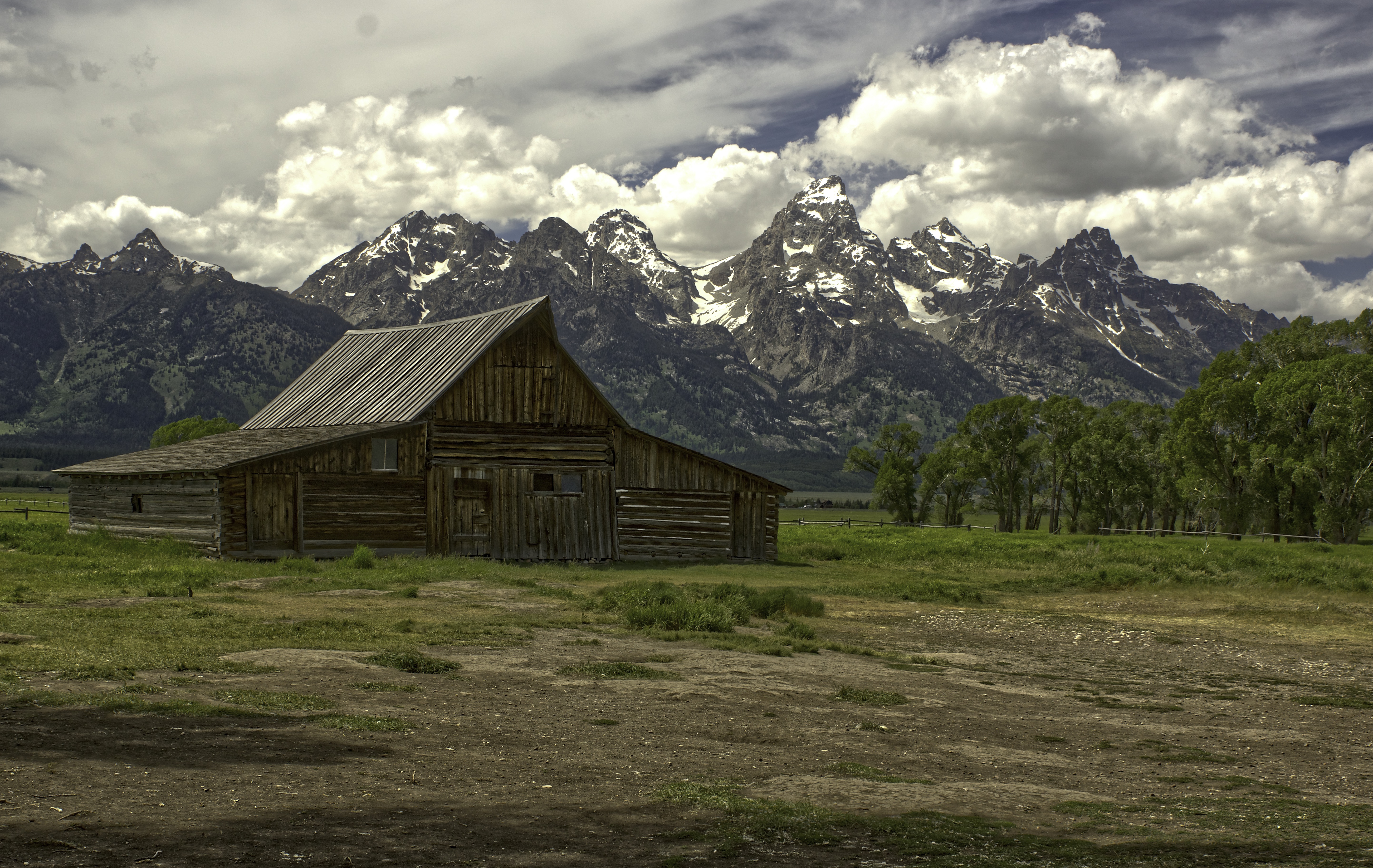 Mormon Barn 2.jpg